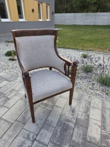 Elegáns karfás szék teljes felújítás